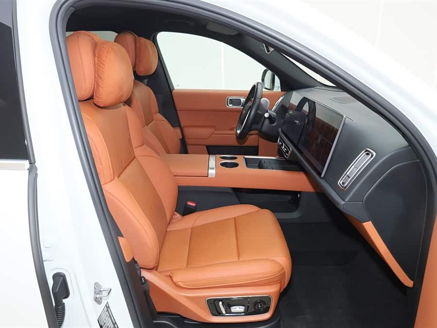 Li L7 2024 immagine di auto #16