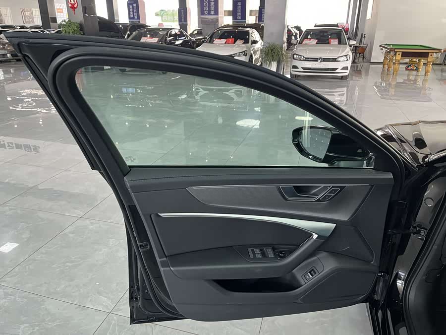 Audi A6L 2024 car image #16