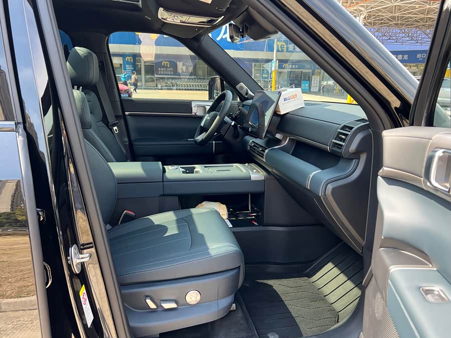 FangChengBao Tiger 7 2025 car image #16