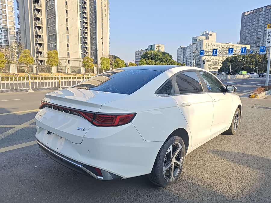 GEELY Emgrand L 2021 imagem de carro #16