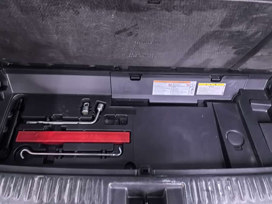 Toyota Highlander 2024 car image #16