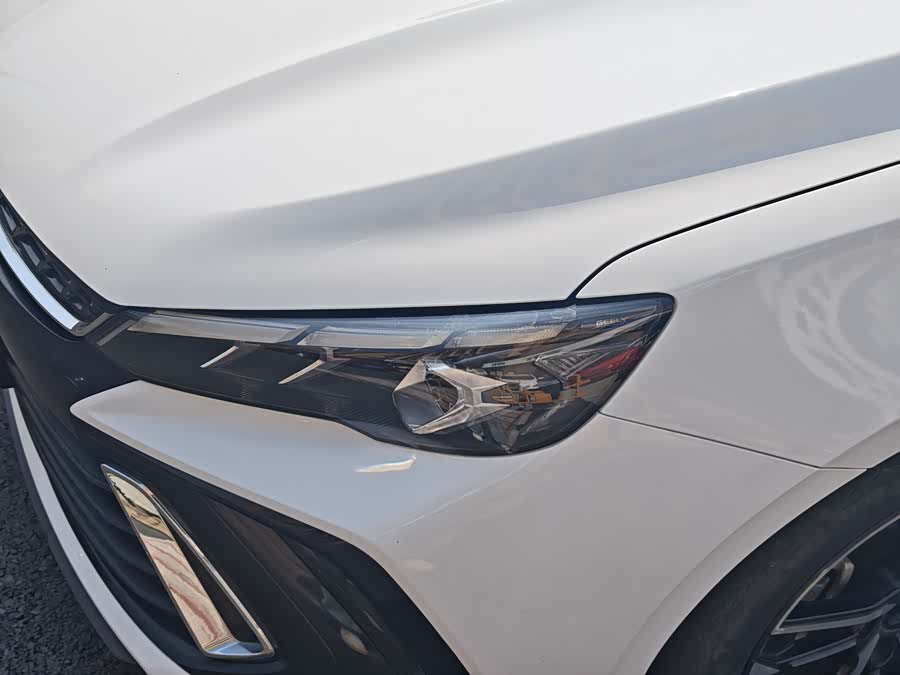 GEELY Binray 2022 immagine di auto #16