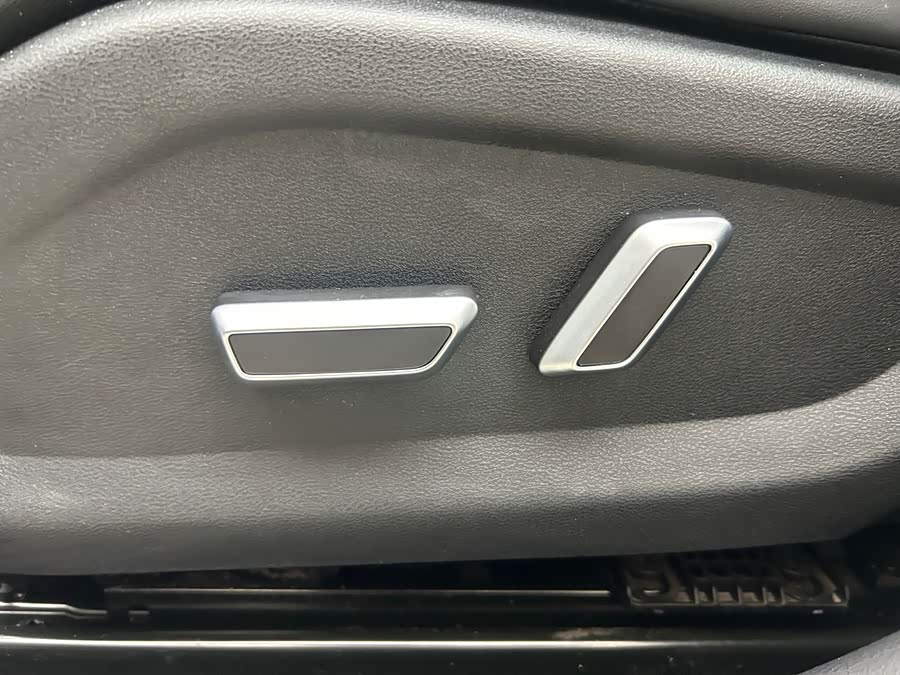 GEELY Emgrand S 2022 car image #16