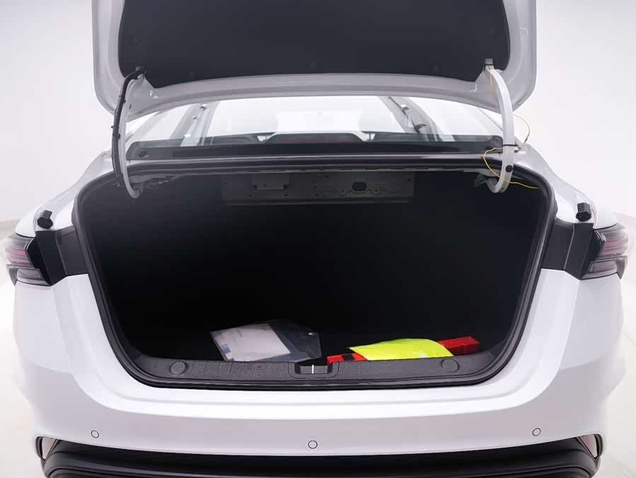 GEELY Binray 2024 car image #16