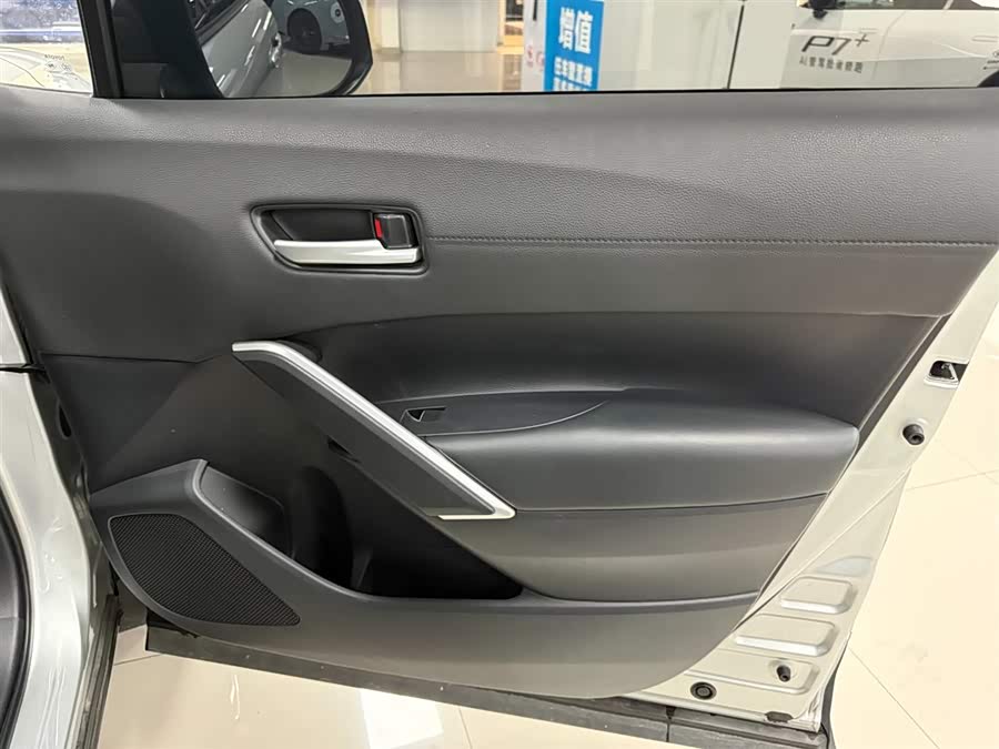 Toyota Frontlander 2023 car image #16