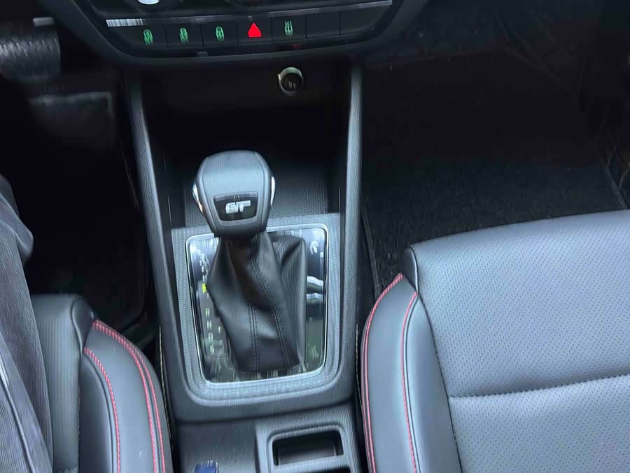 Skoda Kamiq 2023 car image #16