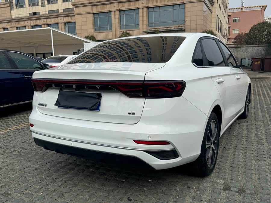 GEELY Emgrand 2022 car image #16