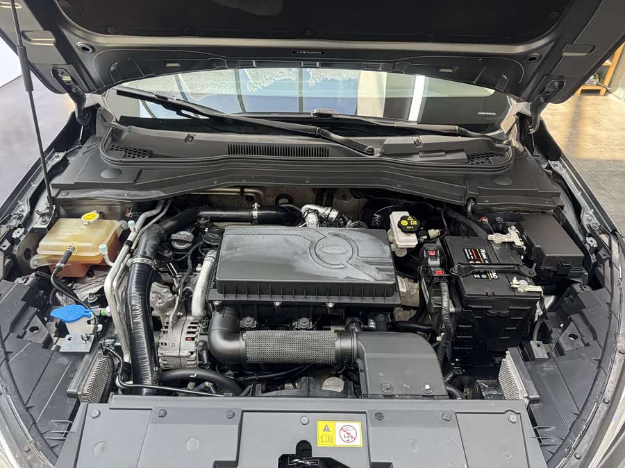 JAC 2020 car image #16