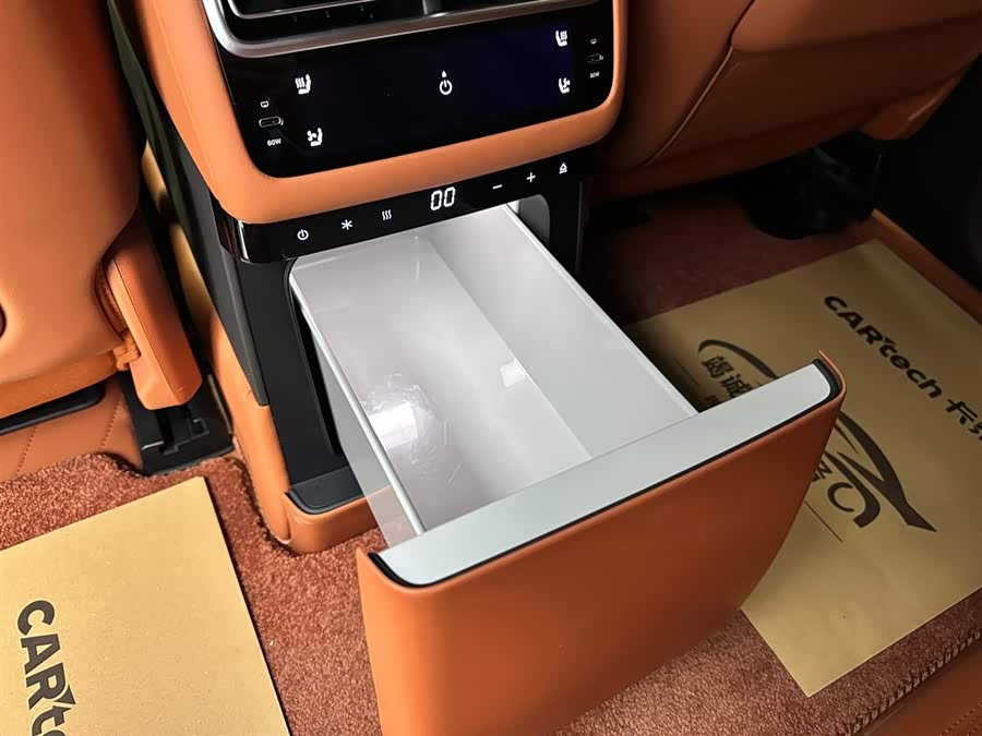 Li L7 2025 immagine di auto #16