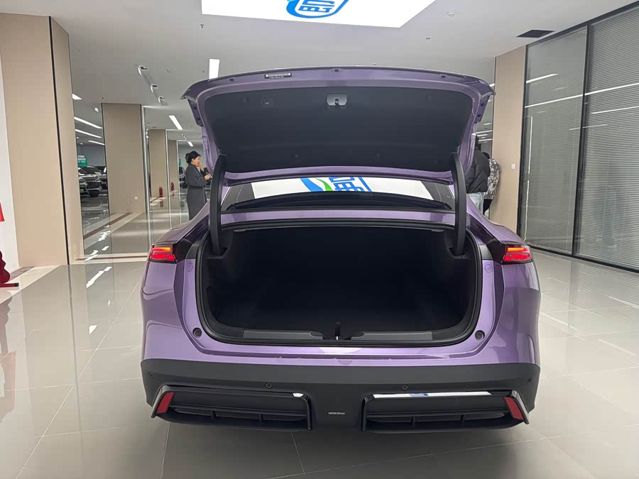 Deepal L06 2025 imagen de coche #16