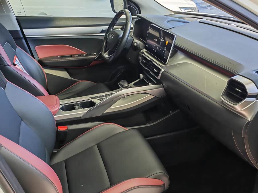 GEELY Coolray 2022 car image #16