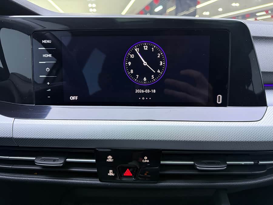 Volkswagen Golf 2024 car image #16