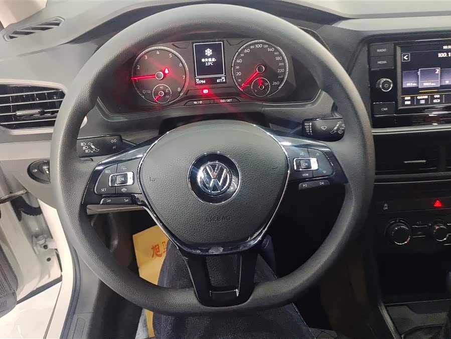 Volkswagen T-Cross 2021 #16 Volkswagen T-Cross 2021 car image #16