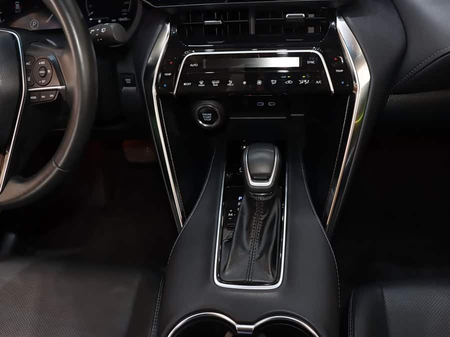 Toyota Venza 2023 car image #16