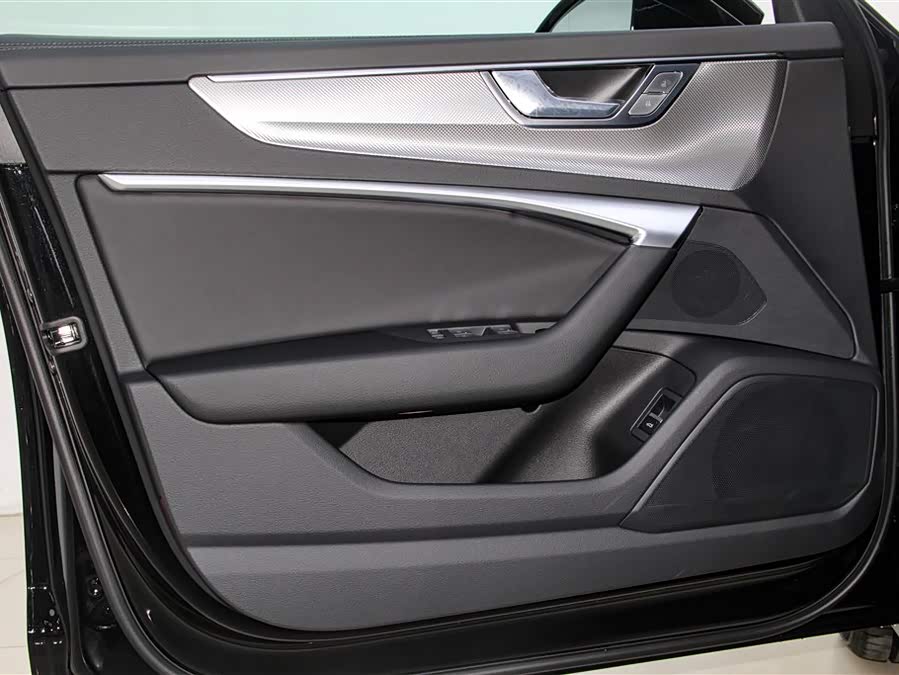 Audi A6L 2025 #16 Audi A6L 2025 car image #16