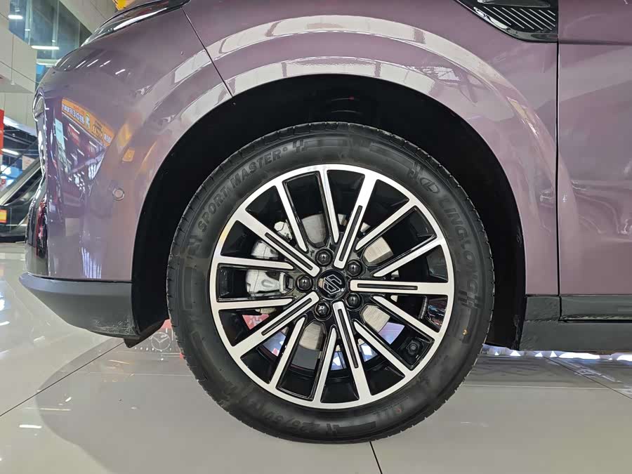 零跑汽车 零跑B10 2025 汽车图片 #16