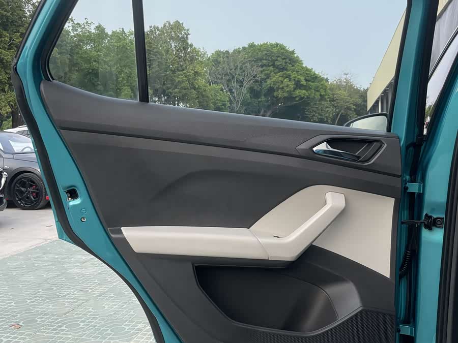 Volkswagen T-Cross 2022 car image #16