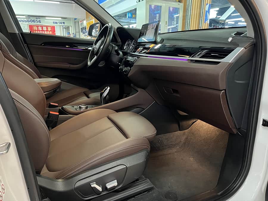 BMW X1 2020 car image #16