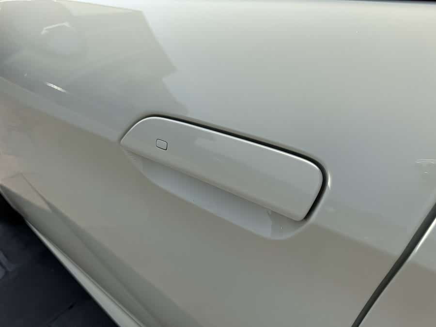 BYD Dolphin 2025 صورة سيارة #16