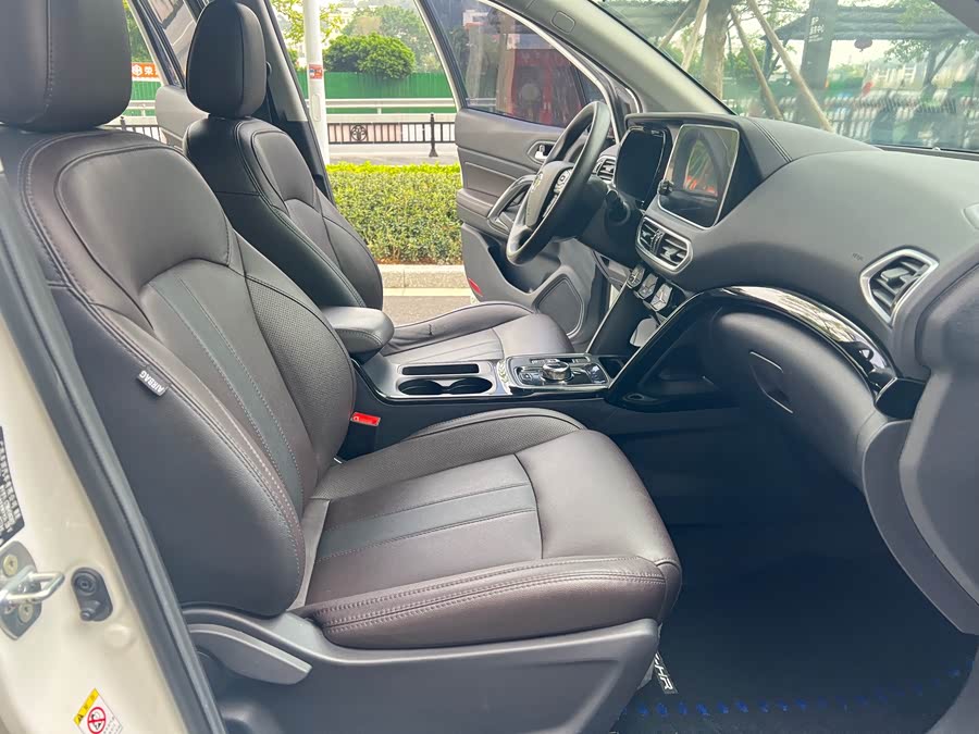 GAC ix4 2019 car image #16