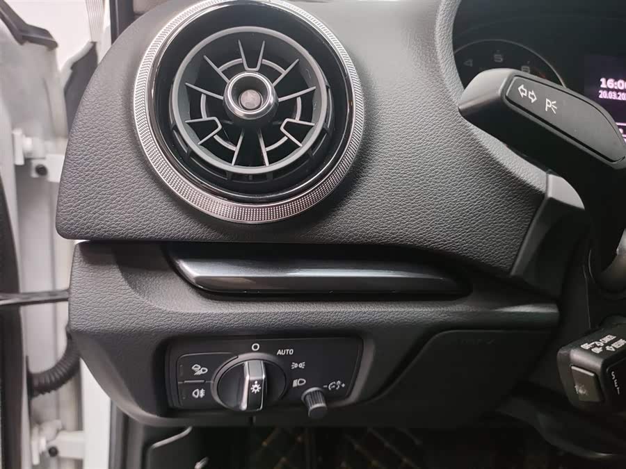Audi A3 2020 car image #16