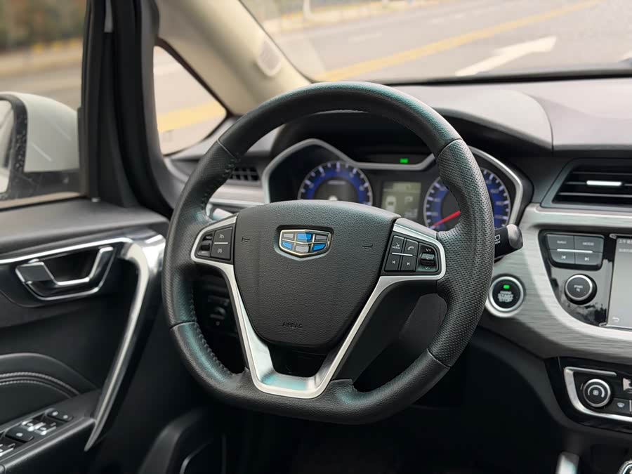 GEELY Vision X3 2017 image de voiture #16