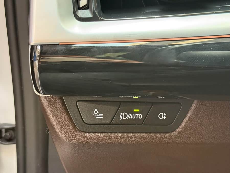 BMW X1 2023 car image #16