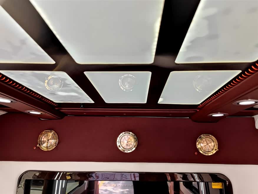 Mercedes-Benz GLE Class 2024 car image #16