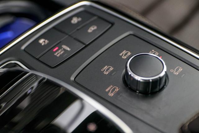 Mercedes-Benz GLS AMG 2019 car image #16