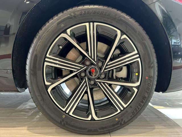 HongQi H5 PHEV 2025 #16 HongQi H5 PHEV 2025 car image #16