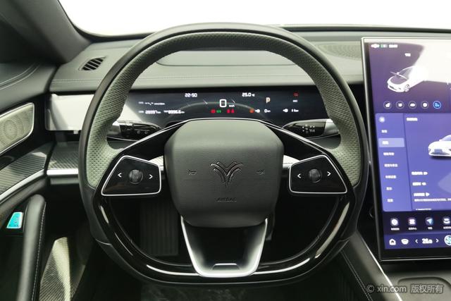 哪吒汽车 哪吒S猎装 2024 #16 哪吒汽车 哪吒S猎装 2024 汽车图片 #16