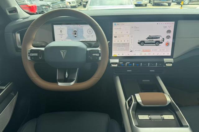 Deepal G318 2024 immagine di auto #16