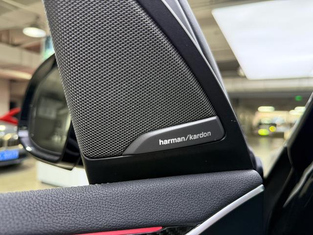 BMW X3 M 2022 car image #16