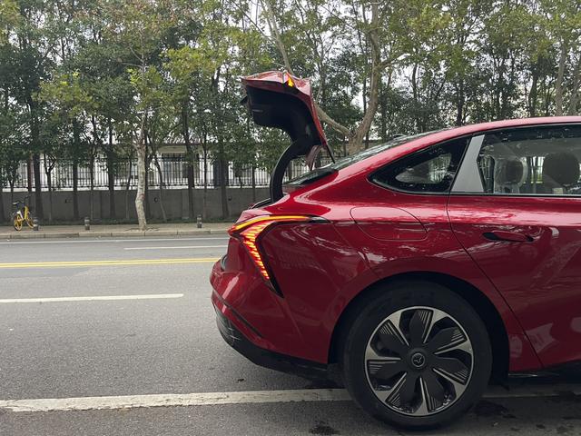 HongQi TianGong 05 2025 car image #16