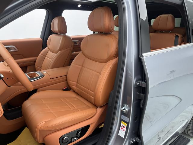 Deepal S09 2025 #16 Deepal S09 2025 car image #16