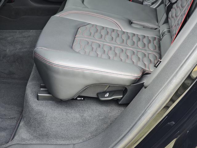 Audi RS Q8 car image #16