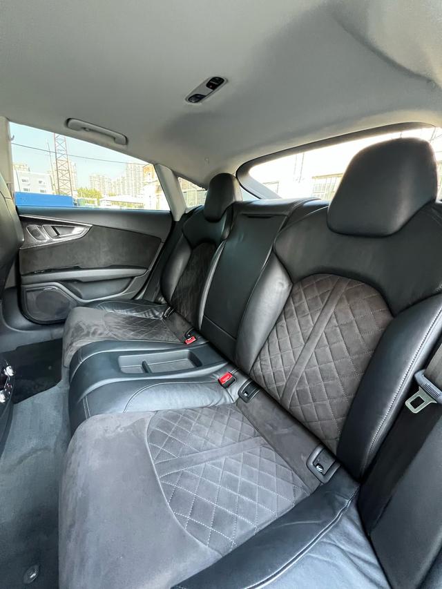 Audi S7 2013 immagine di auto #16