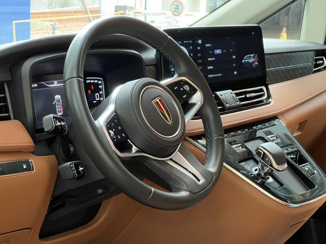 HongQi HQ9 PHEV 2024 #16 HongQi HQ9 PHEV 2024 car image #16