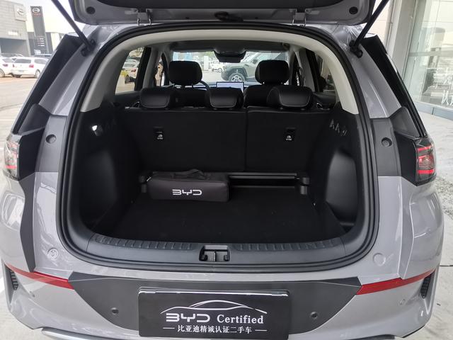 BYD Sea Lion 05 EV 2025 car image #16