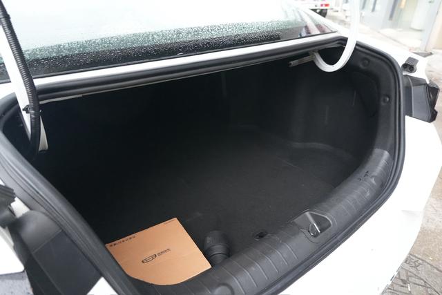 GEELY Emgrand L HiP 2024 immagine di auto #16