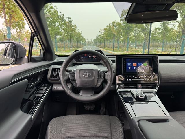 丰田 铂智4X 2024 汽车图片 #16