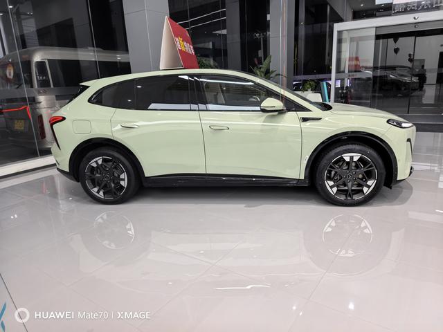 HongQi TianGong 06 2025 car image #16