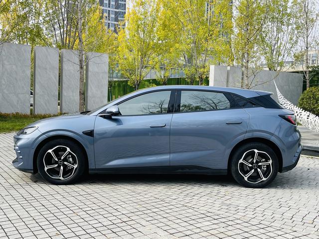 BYD Seal 06GT 2025 car image #16