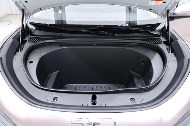 BYD Sea Lion 05 EV 2025 #16 BYD Sea Lion 05 EV 2025 car image #16