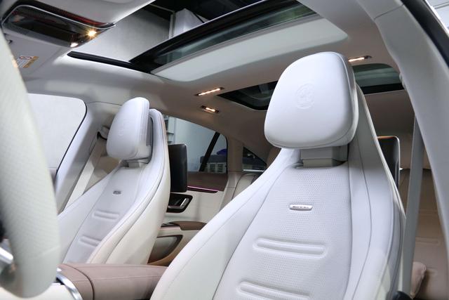 Mercedes-Benz EQS AMG 2023 #16 Mercedes-Benz EQS AMG 2023 car image #16