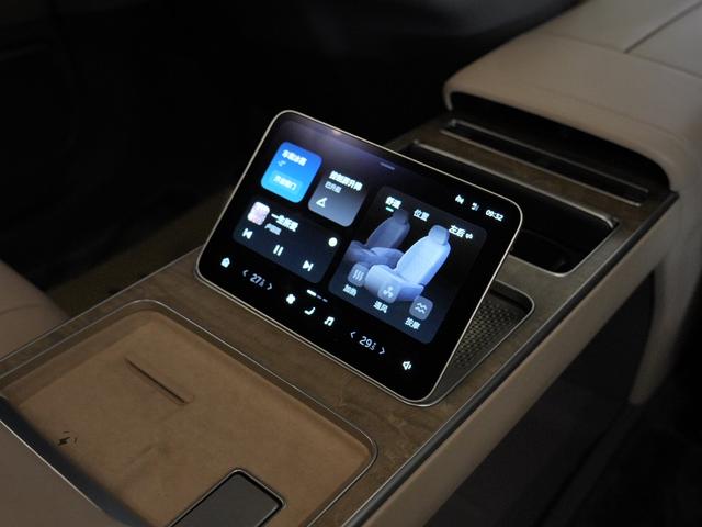 蔚来 蔚来ET9 2025 汽车图片 #16