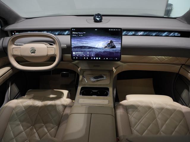 蔚来 蔚来ET9 2025 汽车图片 #16