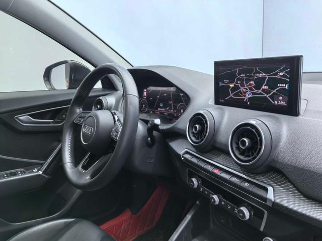 Audi Q2L e-tron 2021 car image #16