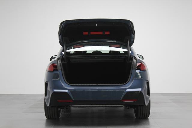 BMW 2 Series 2025 #16 BMW 2 Series 2025 car image #16