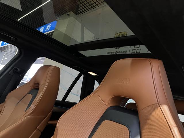 BMW X5 M 2016 car image #16